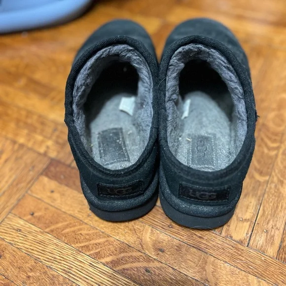 Ugg slippers - Picture 4 of 4